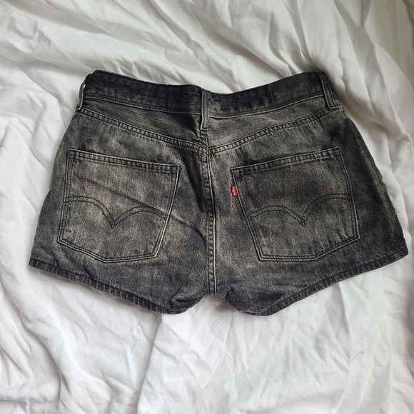 Levi's High Rise Denim Shorts - Picture 4 of 7